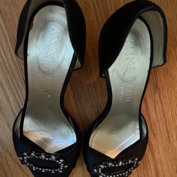 Anne Klein Black Rhinestone peep toe heels size 7.5 - Picture 4 of 6